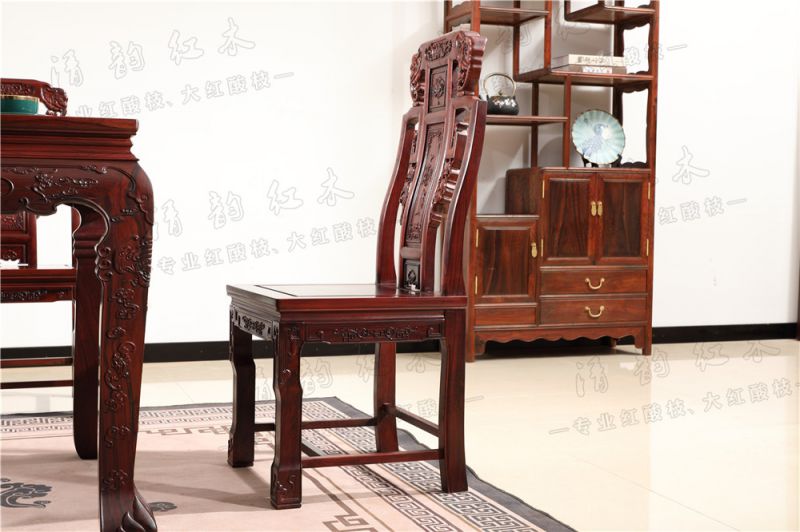 吉祥如意餐桌